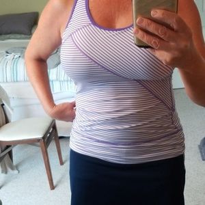 2 Tek Gear yoga tops